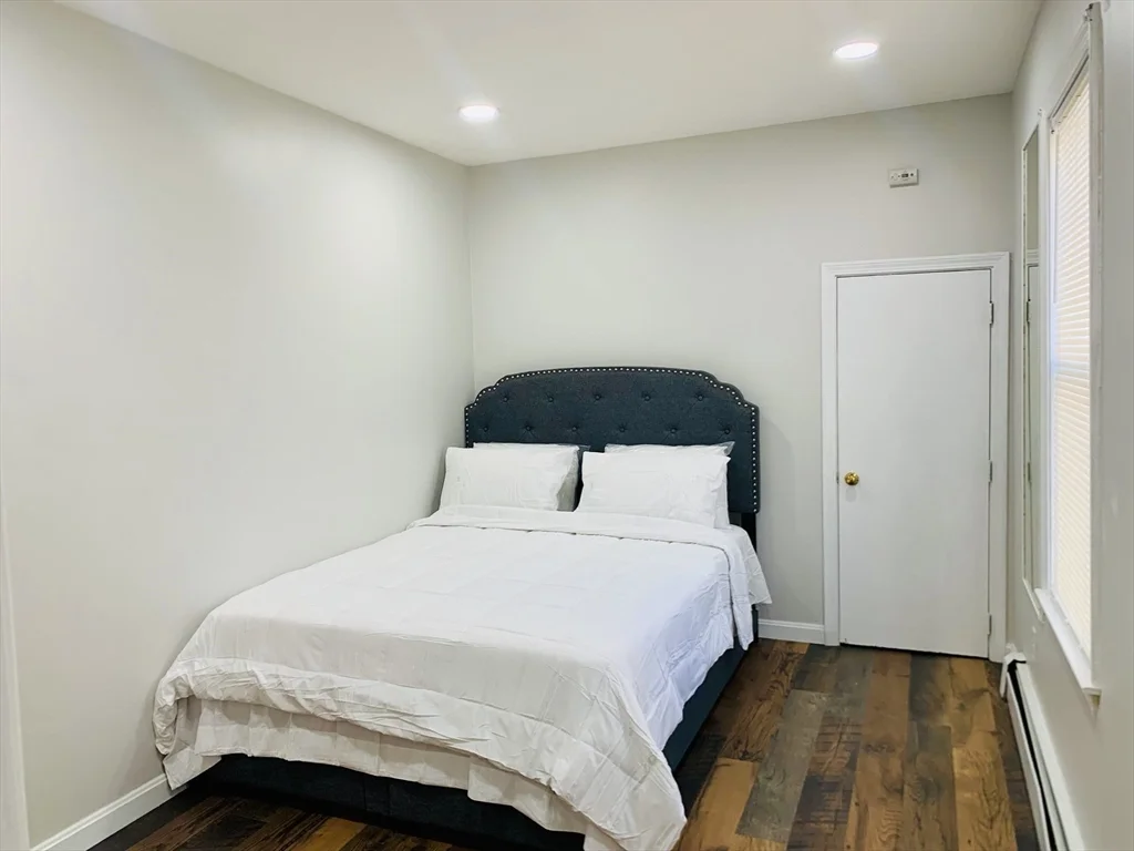 1 bed, 1 bath apartment for rent at 400 Charles Unit 1, Edgeworth — photo 7 of 9