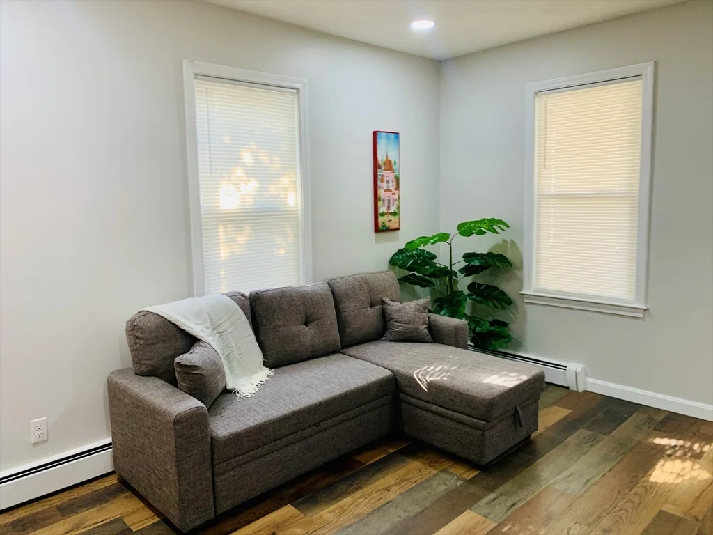 1 bed, 1 bath apartment for rent at 400 Charles Unit 1, Edgeworth — photo 1 of 9