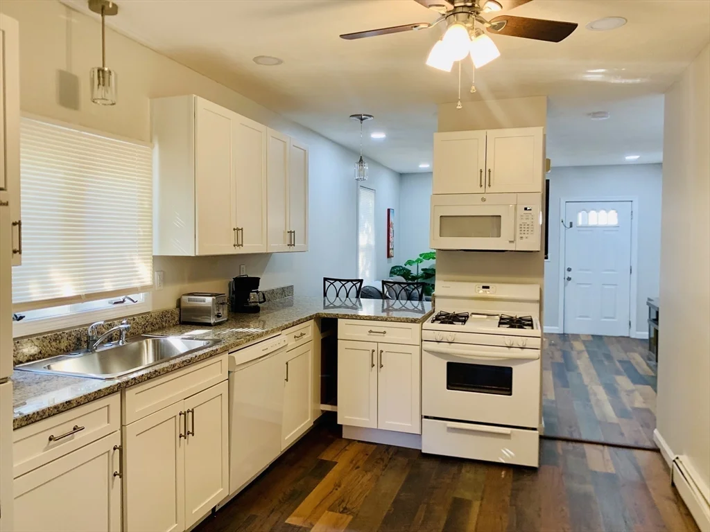 1 bed, 1 bath apartment for rent at 400 Charles Unit 1, Edgeworth — photo 5 of 9