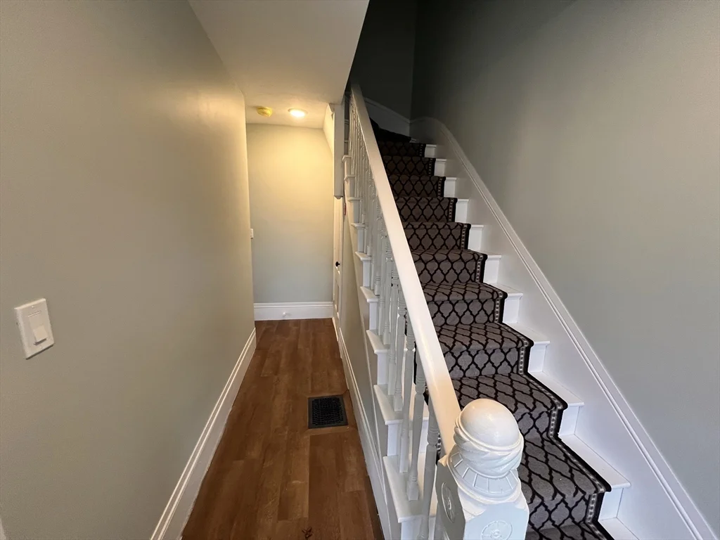 2 bed, 1 bath apartment for rent at 400 Court St Unit 1, North Plymouth — photo 12 of 13