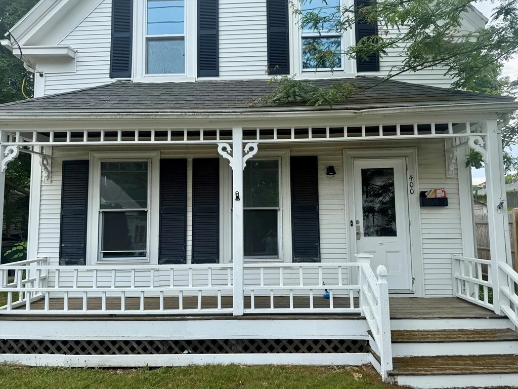 2 bed, 1 bath apartment for rent at 400 Court St Unit 1, North Plymouth — photo 2 of 13