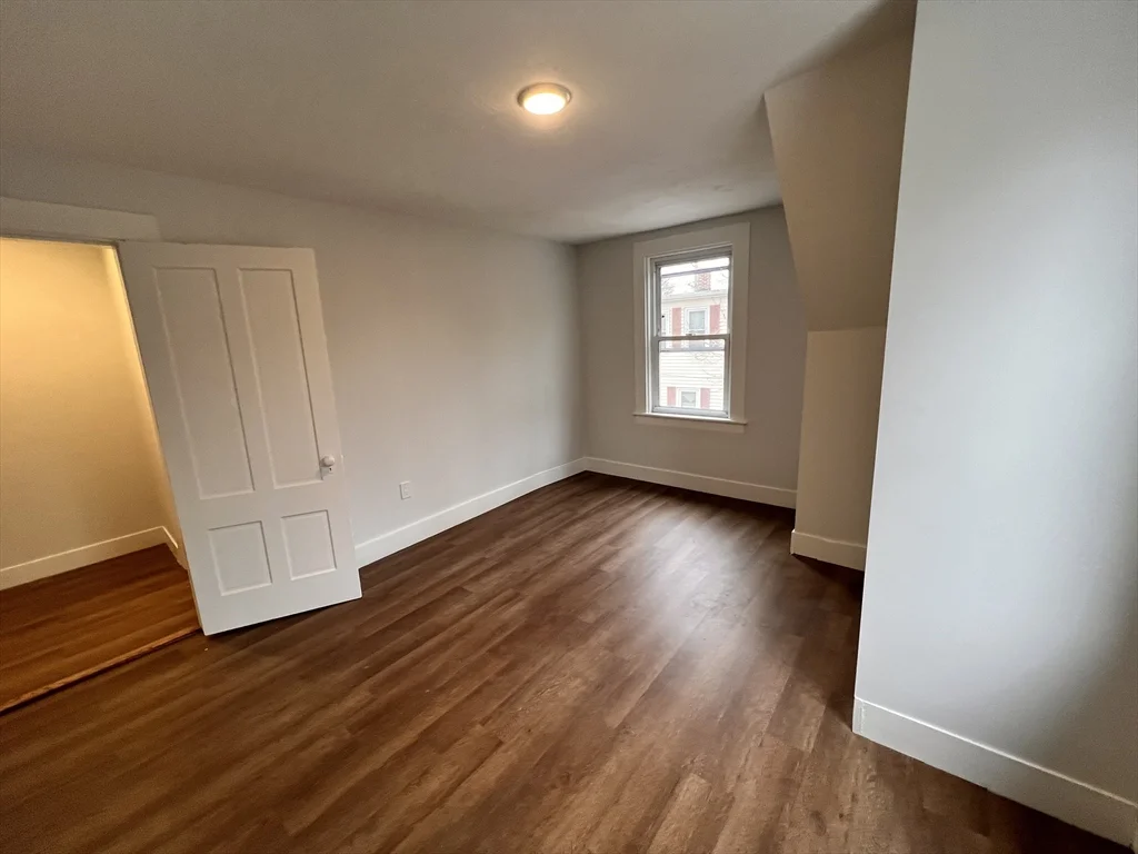 1 bed, 1 bath apartment for rent at 400 Court St Unit 2, North Plymouth — photo 5 of 8