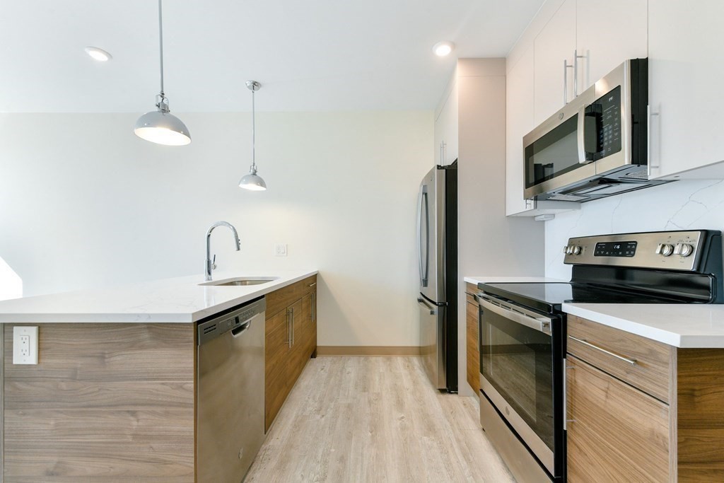 1 bed, 1 bath apartment for rent at 400 Dorchester St Unit 605, South Boston — photo 3 of 8