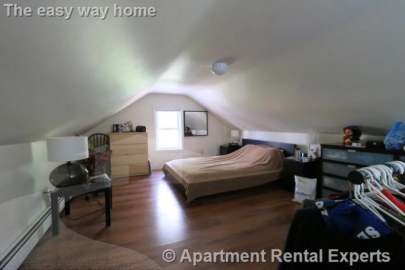 1 bed, 1 bath apartment for rent at 400 Franklin St Unit 4, Central Square — photo 8 of 12