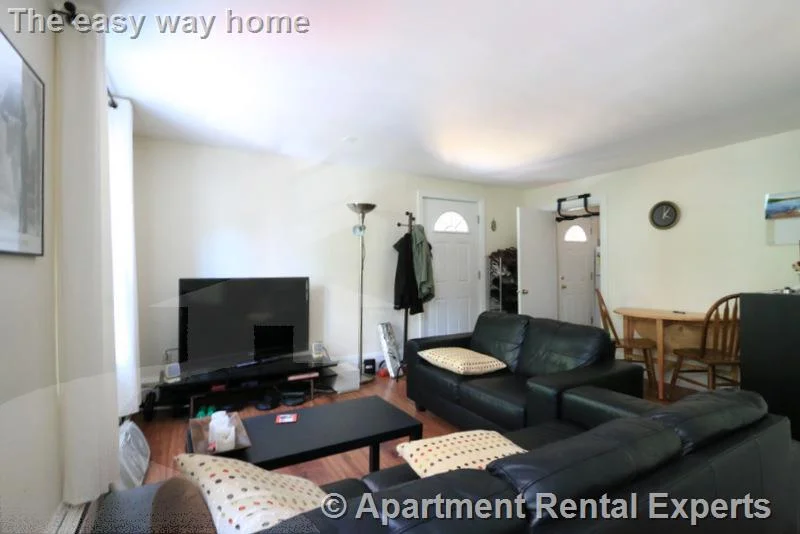 1 bed, 1 bath apartment for rent at 400 Franklin St Unit 4, Central Square — photo 3 of 12