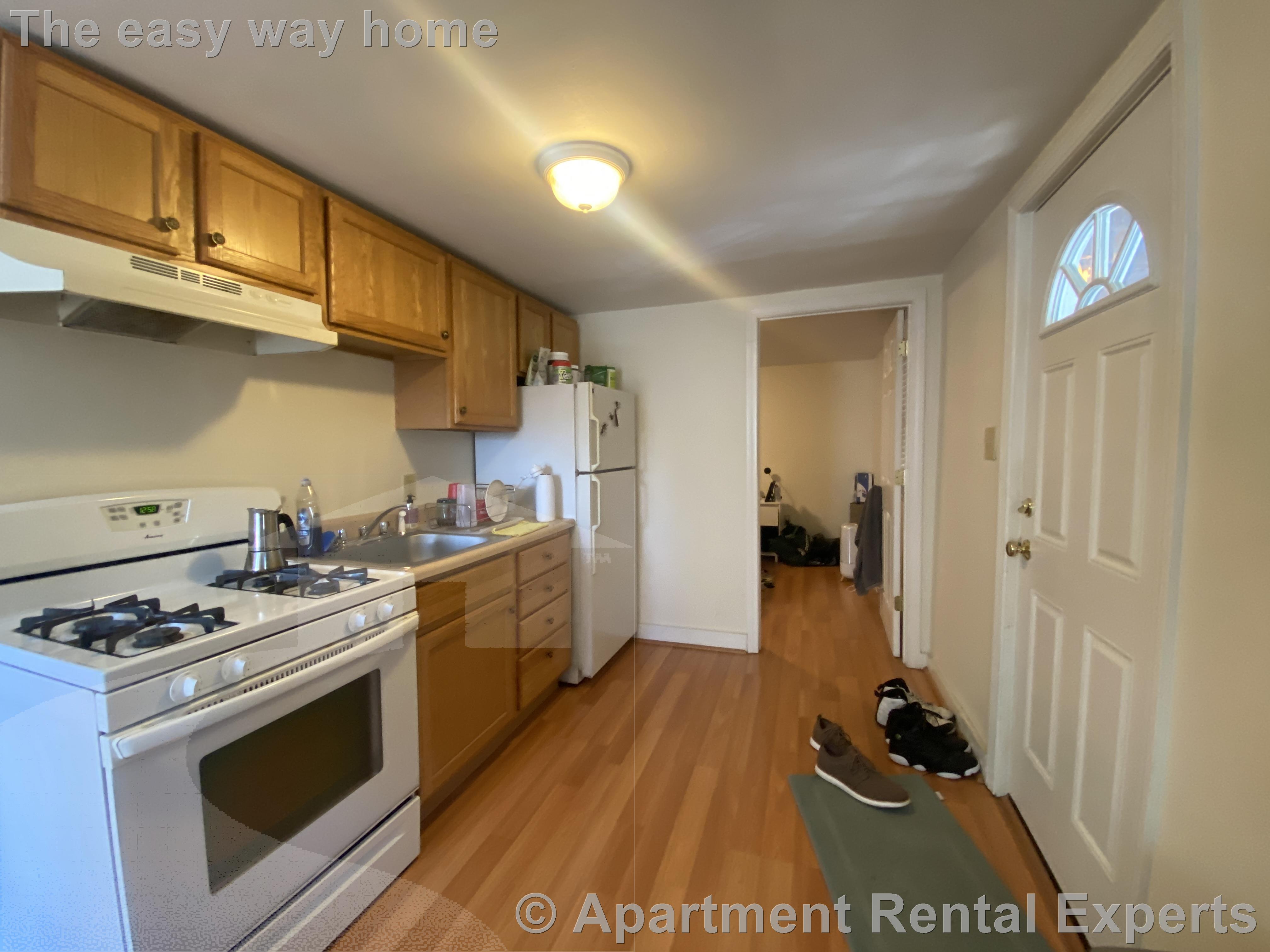 1 bed, 1 bath apartment for rent at 400 Franklin St Unit 6, Central Square — photo 6 of 10