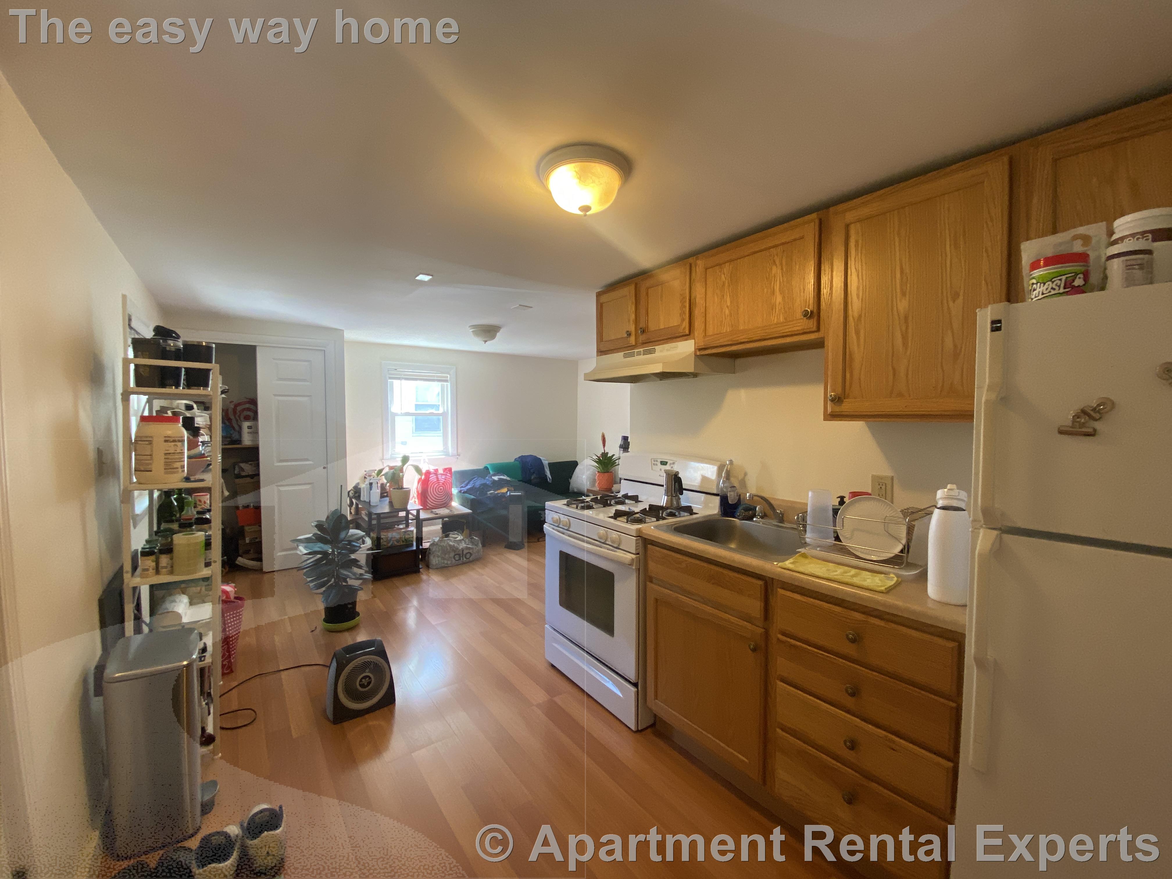 1 bed, 1 bath apartment for rent at 400 Franklin St Unit 6, Central Square
