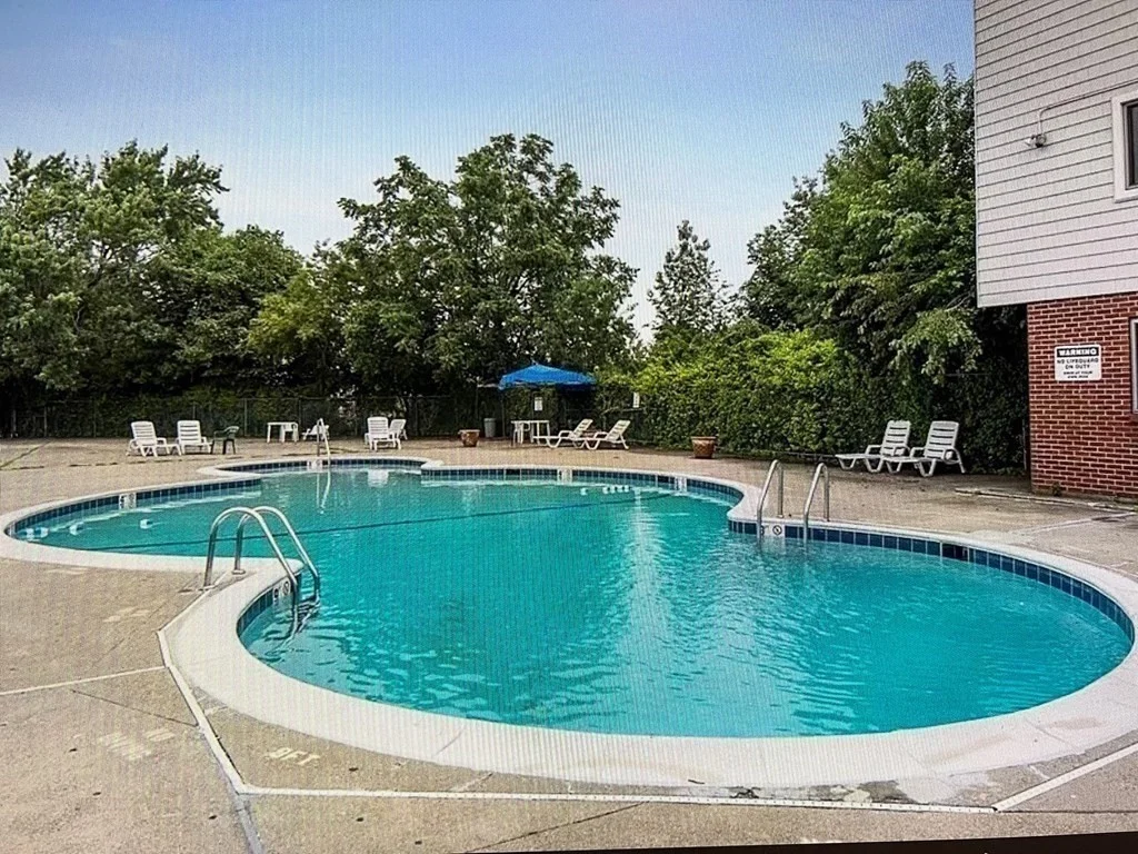 2 bed, 1 bath apartment for rent at 400 Governors Dr Unit 5, Winthrop — photo 16 of 16