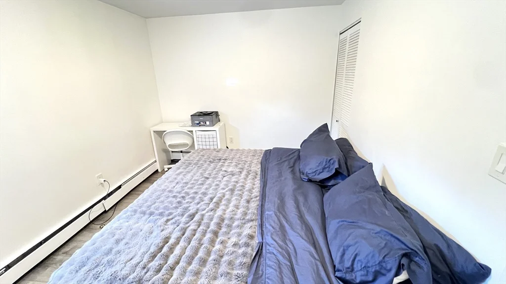 2 bed, 1 bath apartment for rent at 400 Governors Dr Unit 5, Winthrop — photo 11 of 16