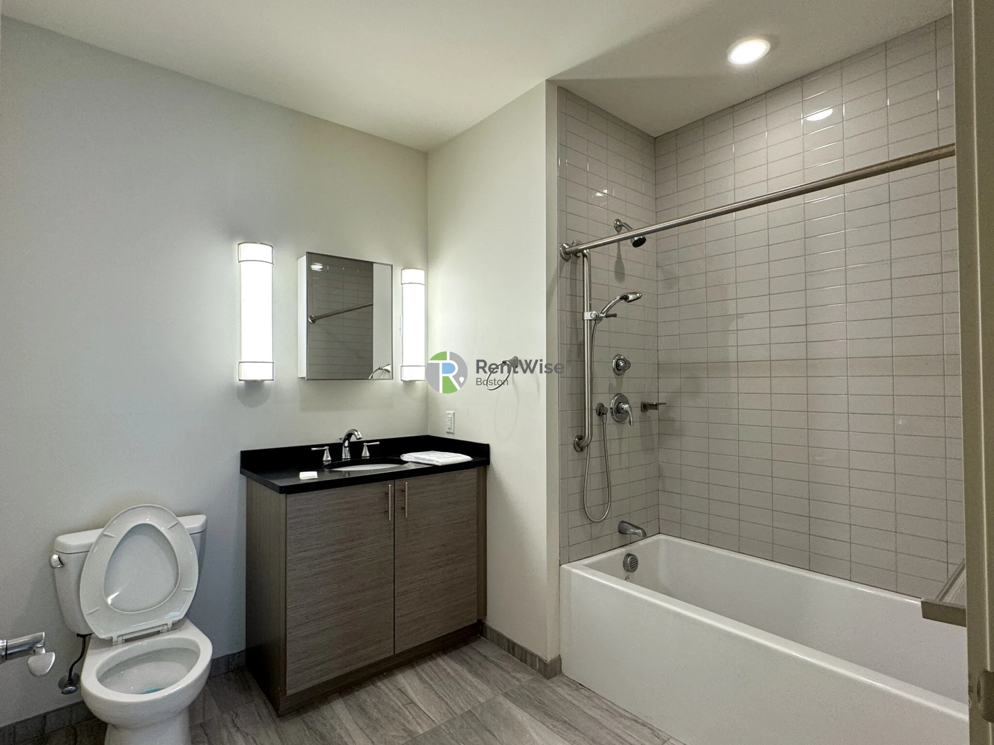2 bed, 2 bath apartment for rent at 400 Langley Rd Unit 201, Thompsonville — photo 4 of 21