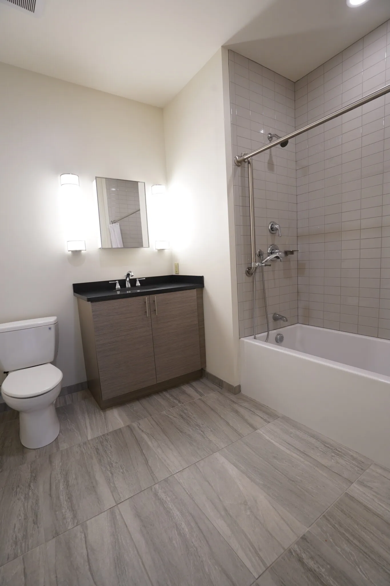 2 bed, 2 bath apartment for rent at 400 Langley Rd Unit 2011, Thompsonville — photo 15 of 29