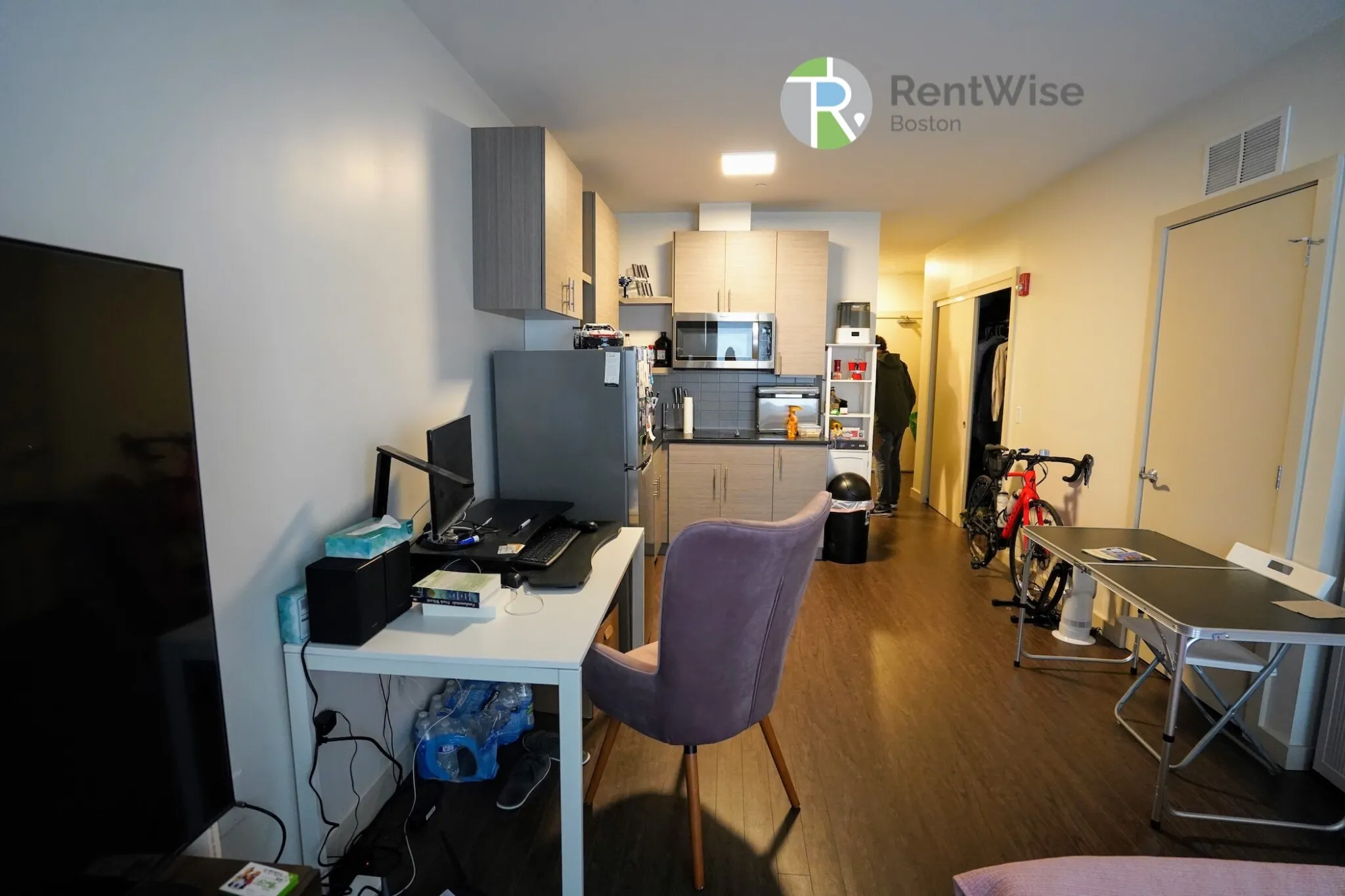 Studio bed, 1 bath apartment for rent at 400 Langley Rd Unit 207, Thompsonville — photo 4 of 15