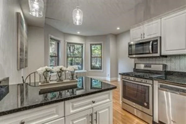 1 bed, 1 bath apartment for rent at 400 Marlborough St Unit 2, Back Bay — photo 2 of 9