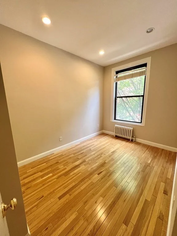 1 bed, 1 bath apartment for rent at 400 Marlborough St Unit 4, Back Bay — photo 3 of 9