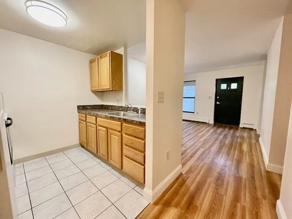 3 bed, 1 bath apartment for rent at 400 Massachusetts Ave Unit 1, South End — photo 1 of 20