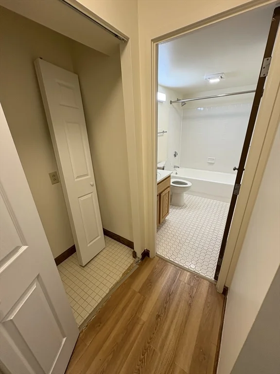 3 bed, 1 bath apartment for rent at 400 Massachusetts Ave Unit 3, Back Bay — photo 31 of 32