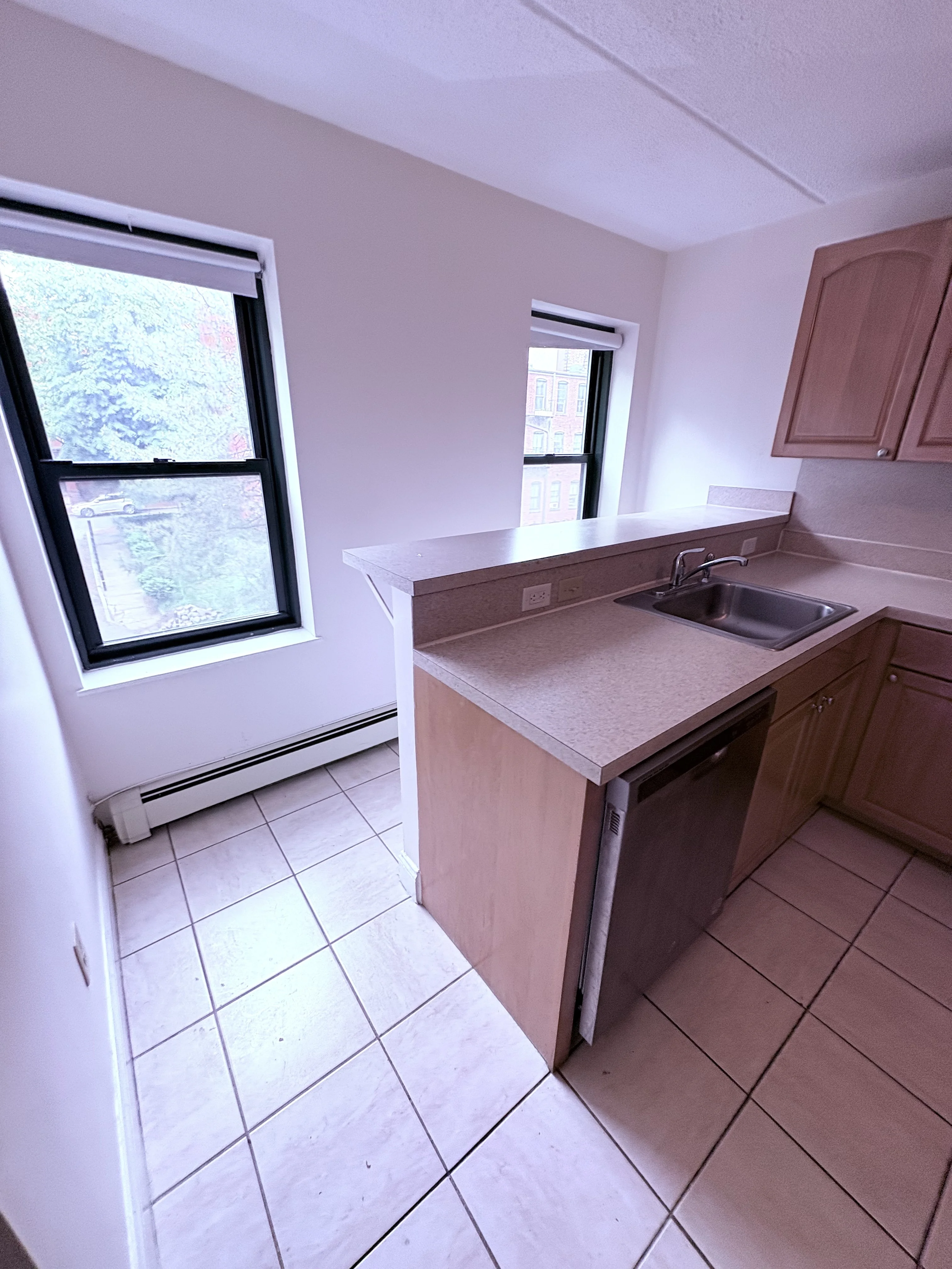 3 bed, 2 bath apartment for rent at 400 Massachusetts Ave Unit 30, South End — photo 17 of 25