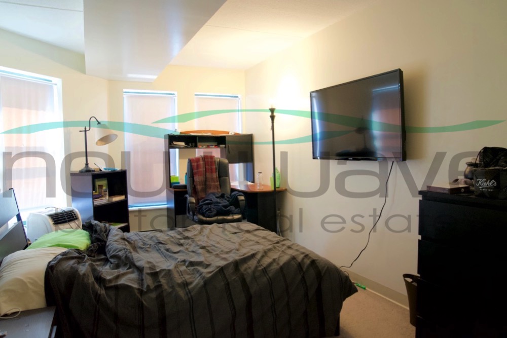 4 bed, 2 bath apartment for rent at 400 Massachusetts Ave Unit 33, South End — photo 10 of 12