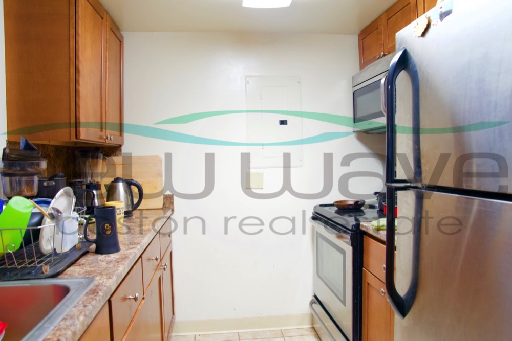 4 bed, 2 bath apartment for rent at 400 Massachusetts Ave Unit 33, South End — photo 5 of 12