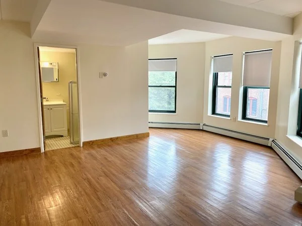 3 bed, 1 bath apartment for rent at 400 Massachusetts Ave Unit 38, South End — photo 8 of 14