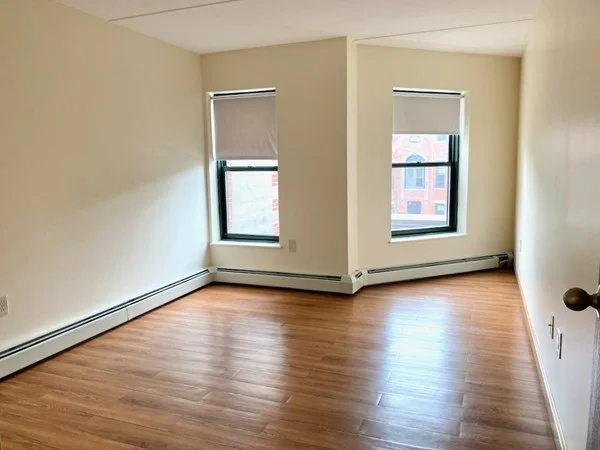 3 bed, 1 bath apartment for rent at 400 Massachusetts Ave Unit 38, South End — photo 10 of 14