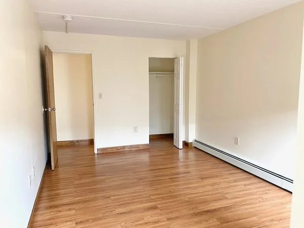 3 bed, 1 bath apartment for rent at 400 Massachusetts Ave Unit 38, South End — photo 11 of 14