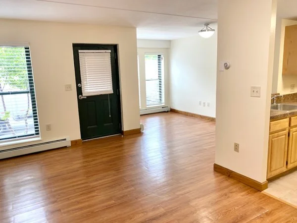 3 bed, 1 bath apartment for rent at 400 Massachusetts Ave Unit 38, South End — photo 3 of 14