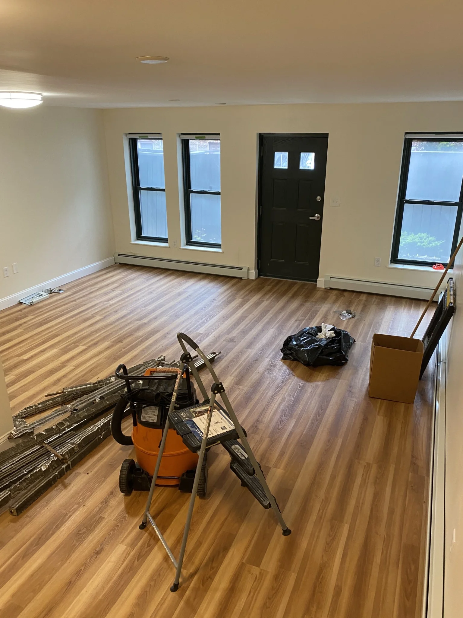 3 bed, 1 bath apartment for rent at 400 Massachusetts Ave Unit 5, South End — photo 26 of 30