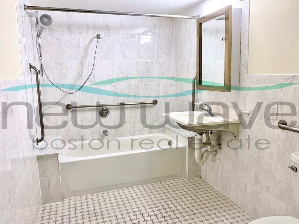 1 bed, 1 bath apartment for rent at 400 Massachusetts Ave Unit 75, South End — photo 6 of 7