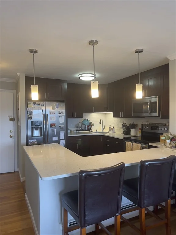 2 bed, 1 bath apartment for rent at 400 Savin Hill Ave Unit 25, Dorchester — photo 3 of 14