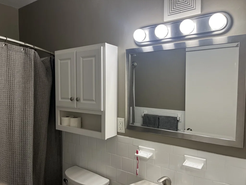 1 bed, 1 bath apartment for rent at 400 Savin Hill Ave Unit 27, Dorchester — photo 12 of 15