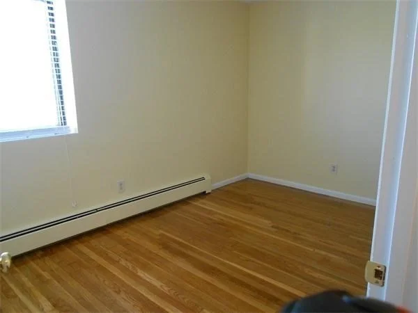 2 bed, 1 bath apartment for rent at 400 Savin Hill Ave Unit 9, Dorchester — photo 8 of 9