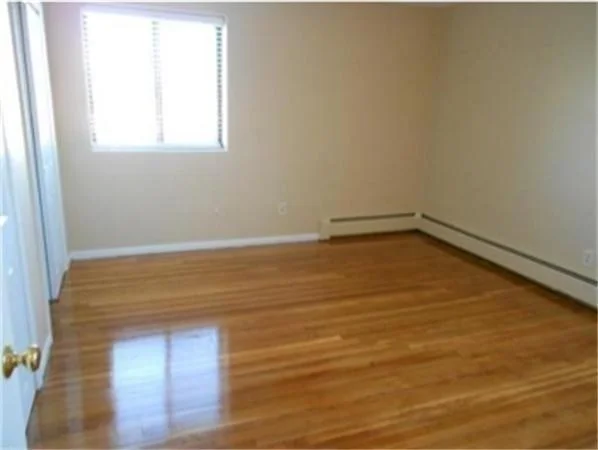 2 bed, 1 bath apartment for rent at 400 Savin Hill Ave Unit 9, Dorchester — photo 6 of 9