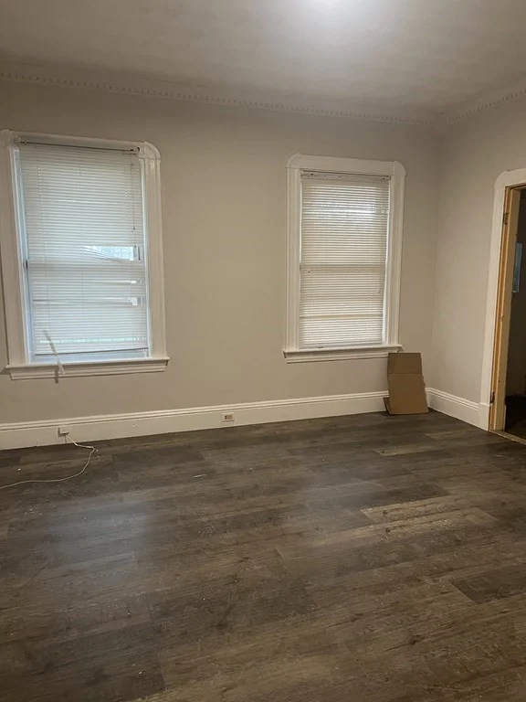 4 bed, 1 bath apartment for rent at 400 Spring Unit 1, Brockton — photo 6 of 8