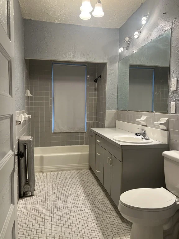 4 bed, 1 bath apartment for rent at 400 Spring Unit 1, Brockton — photo 7 of 8