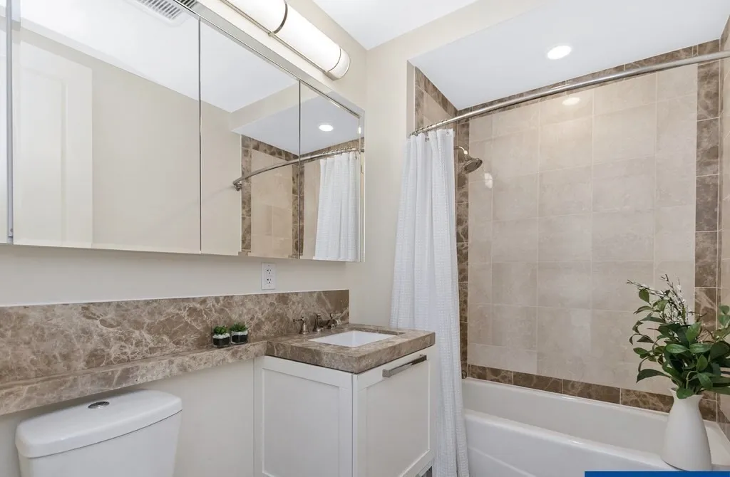 1 bed, 1 bath apartment for rent at 400 Stuart St Unit 16G, Back Bay — photo 20 of 28