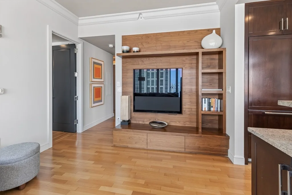 2 bed, 2 bath apartment for rent at 400 Stuart St Unit 17J, Back Bay — photo 10 of 16