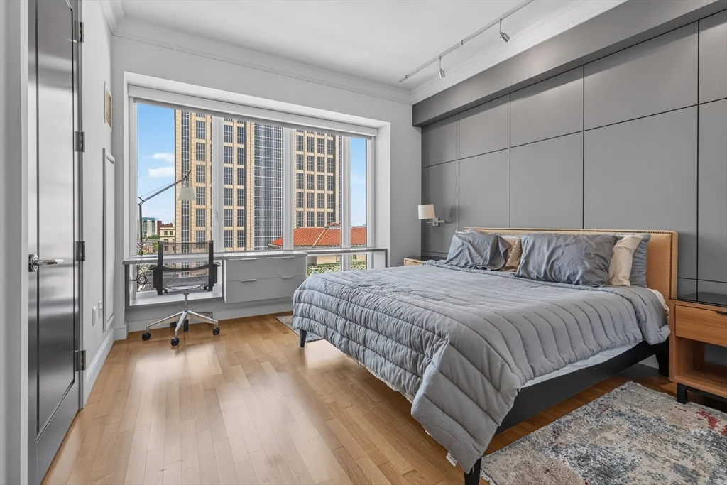 2 bed, 2 bath apartment for rent at 400 Stuart St Unit 17J, Back Bay — photo 11 of 16