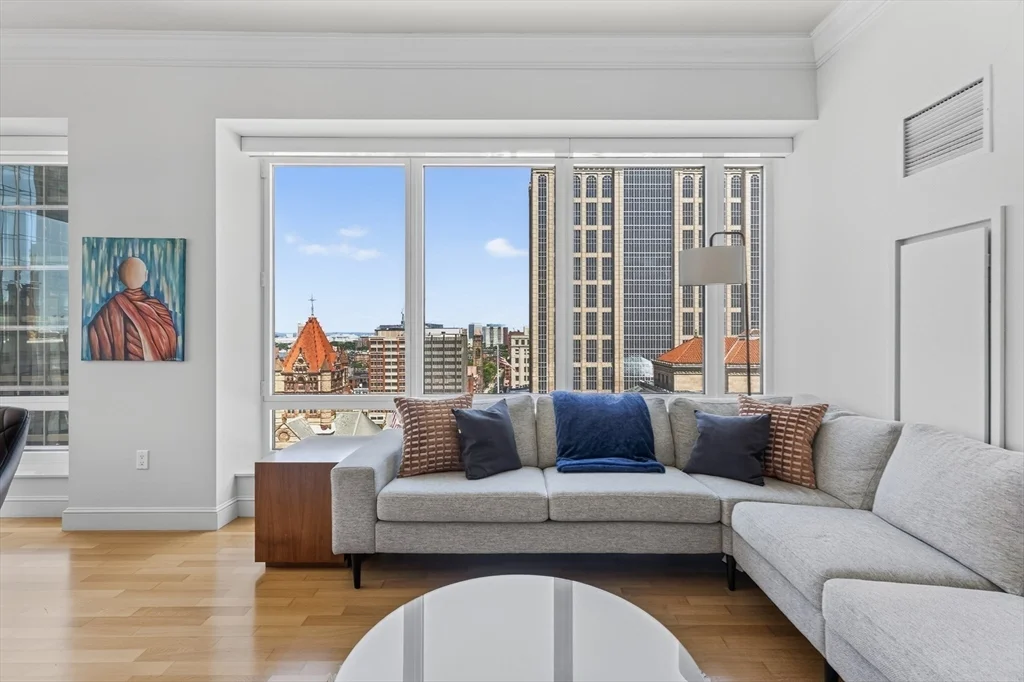 2 bed, 2 bath apartment for rent at 400 Stuart St Unit 17J, Back Bay — photo 8 of 16