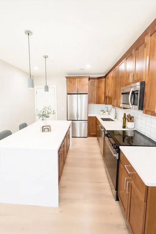 1 bed, 1 bath apartment for rent at 400 W Broadway Unit 303, South Boston — photo 6 of 9