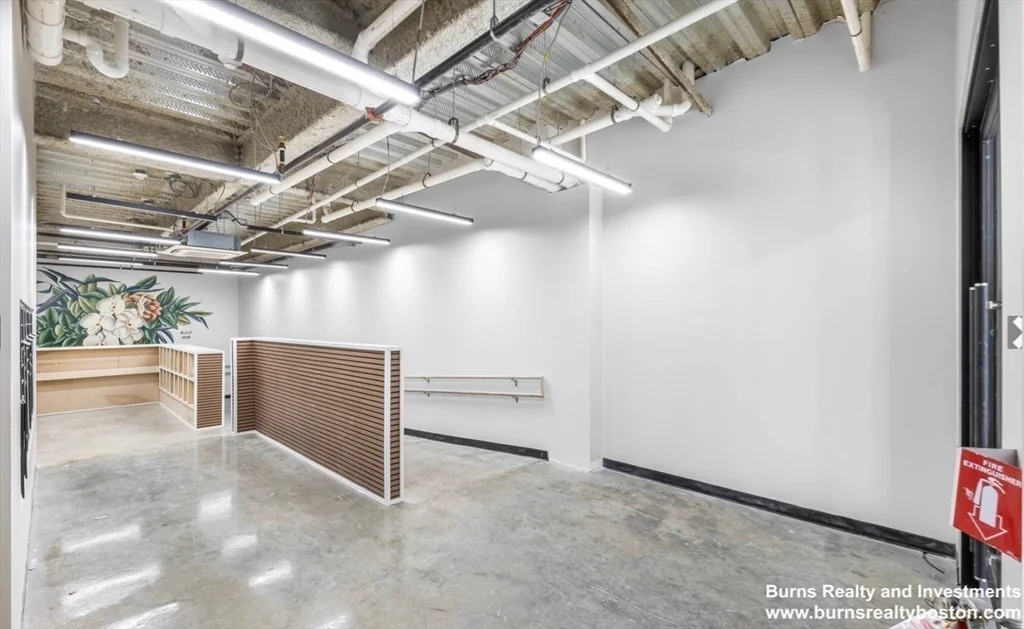1 bed, 1 bath apartment for rent at 400 W Broadway Unit 409, South Boston — photo 9 of 10