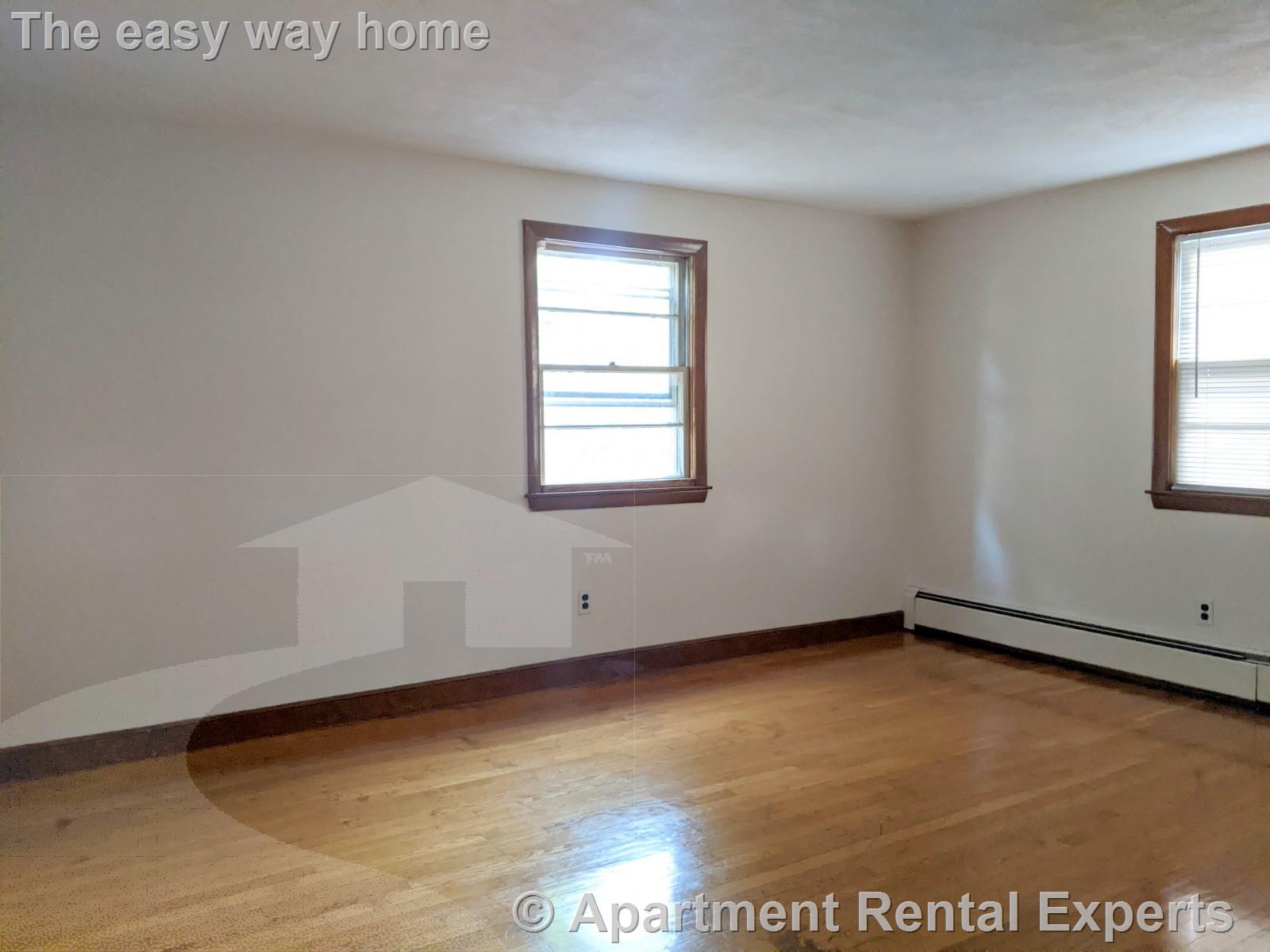 3 bed, 1 bath apartment for rent at 400 Walden St Unit 1, Huron Village — photo 10 of 17