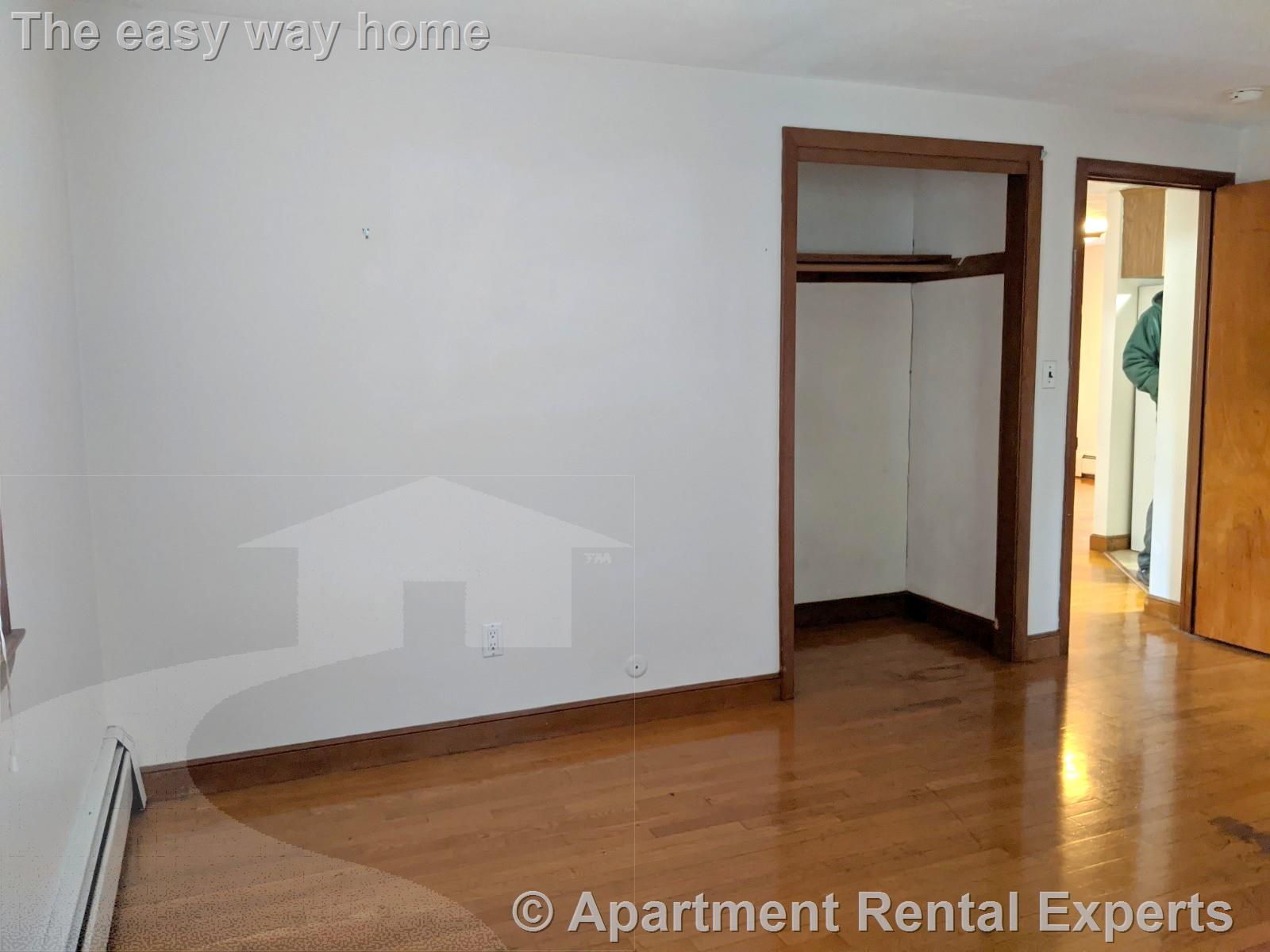 3 bed, 1 bath apartment for rent at 400 Walden St Unit 1, Huron Village — photo 11 of 17