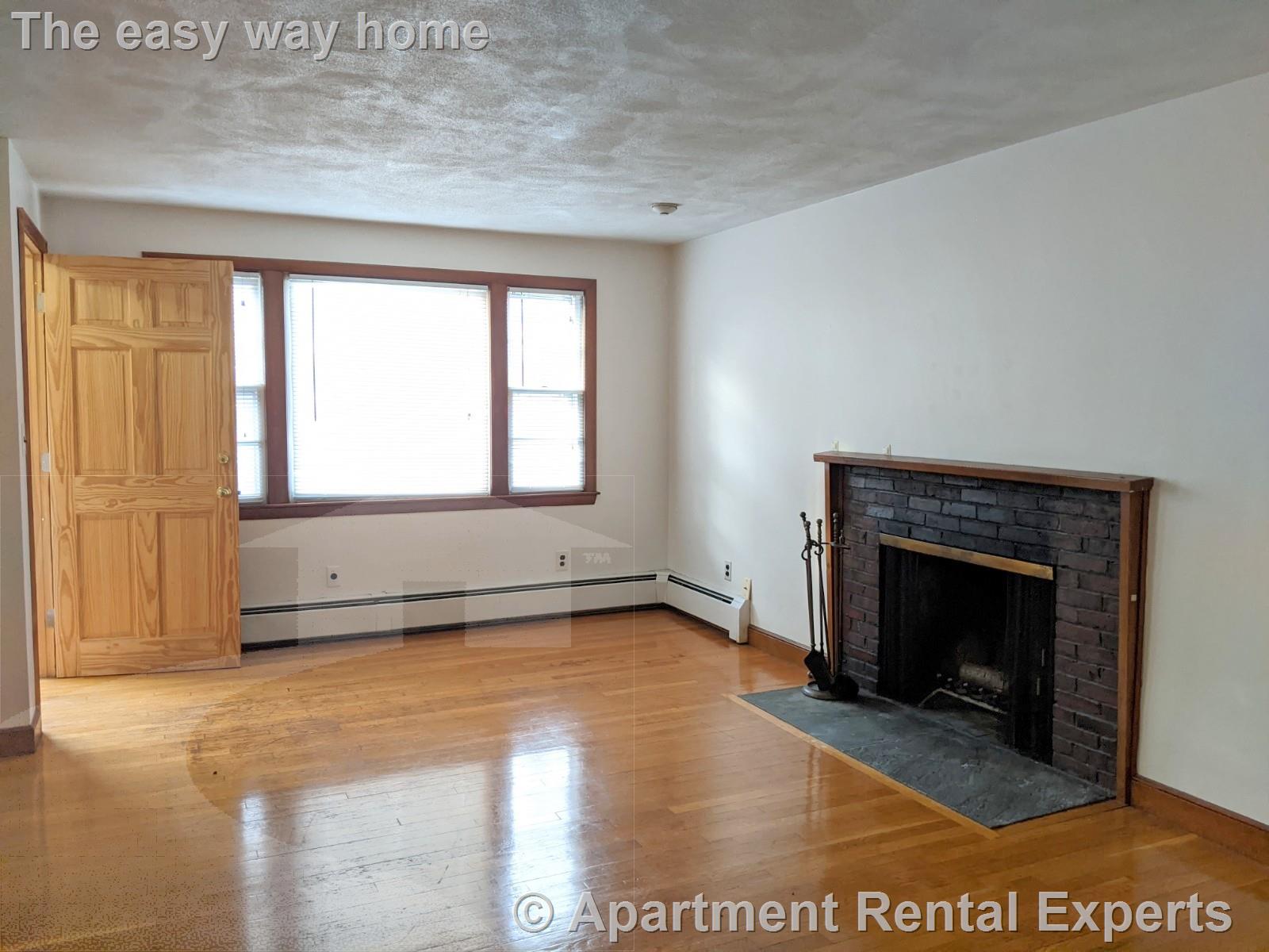 3 bed, 1 bath apartment for rent at 400 Walden St Unit 1, Huron Village — photo 1 of 17