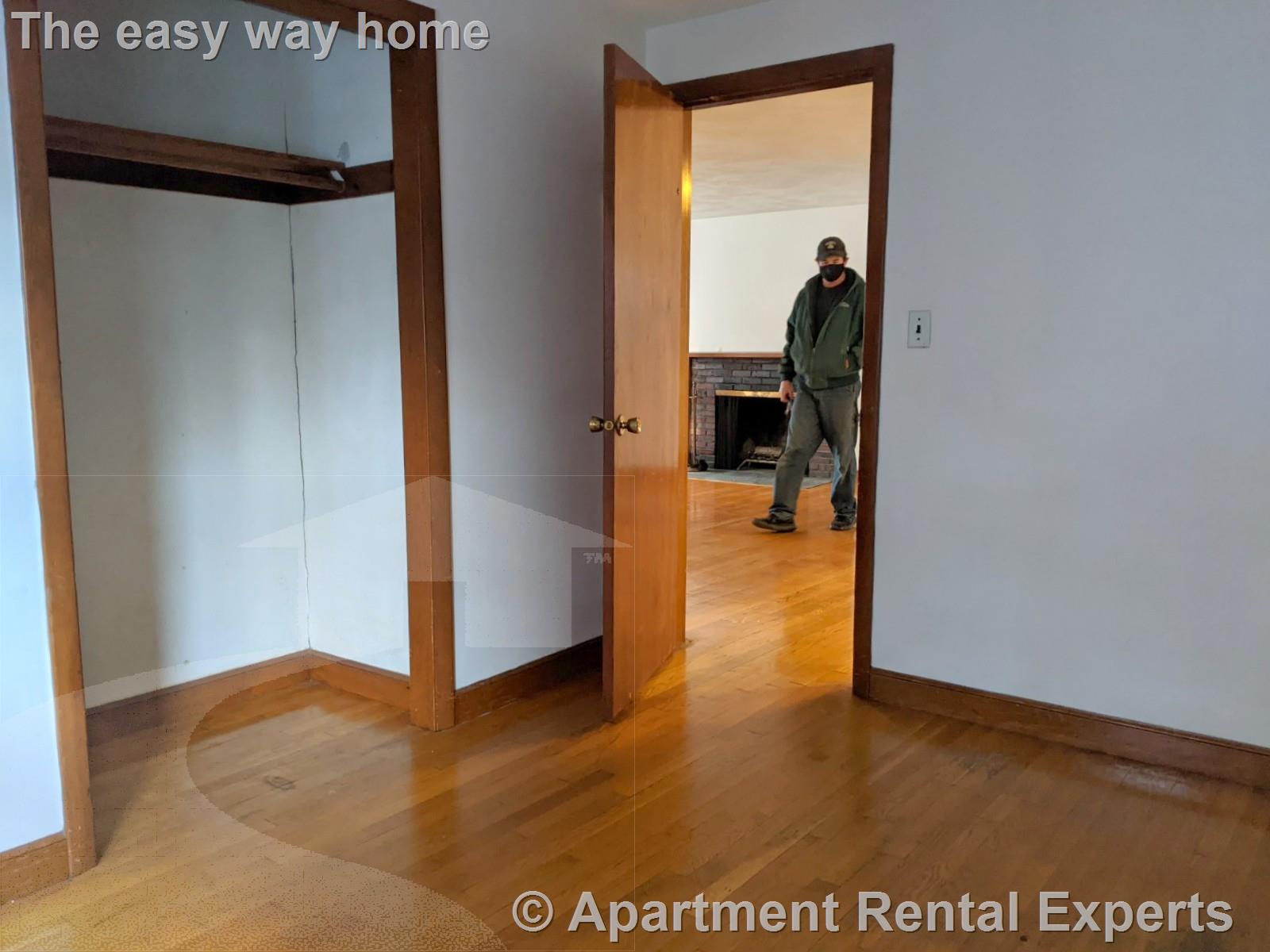 3 bed, 1 bath apartment for rent at 400 Walden St Unit 1, Huron Village — photo 15 of 17