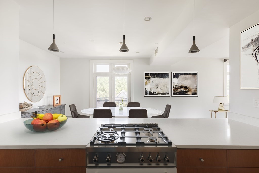 2 bed, 1 bath apartment for rent at 400 Washington St Unit PH3, Somerville — photo 10 of 17
