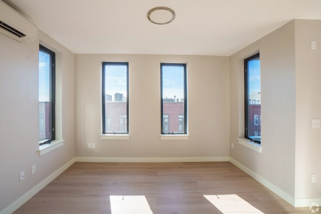 1 bed, 1 bath apartment for rent at 400 W Broadway Unit 207, South Boston — photo 2 of 12