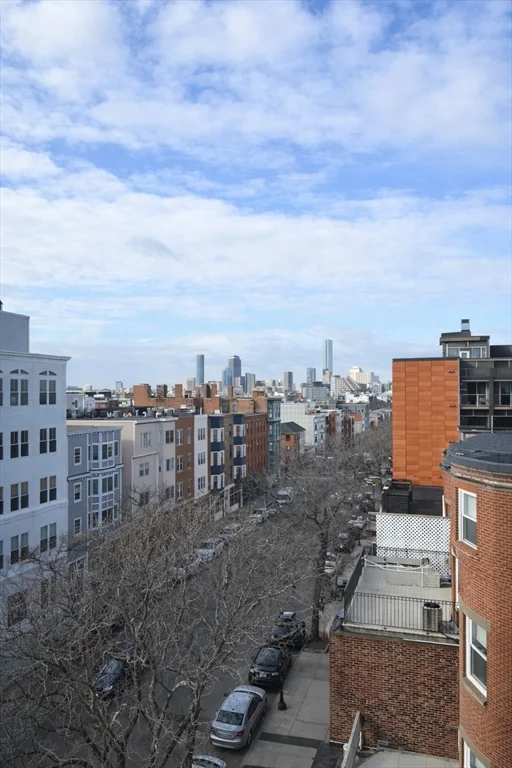 2 bed, 2 bath apartment for rent at 400 W Broadway Unit 505, South Boston — photo 4 of 20