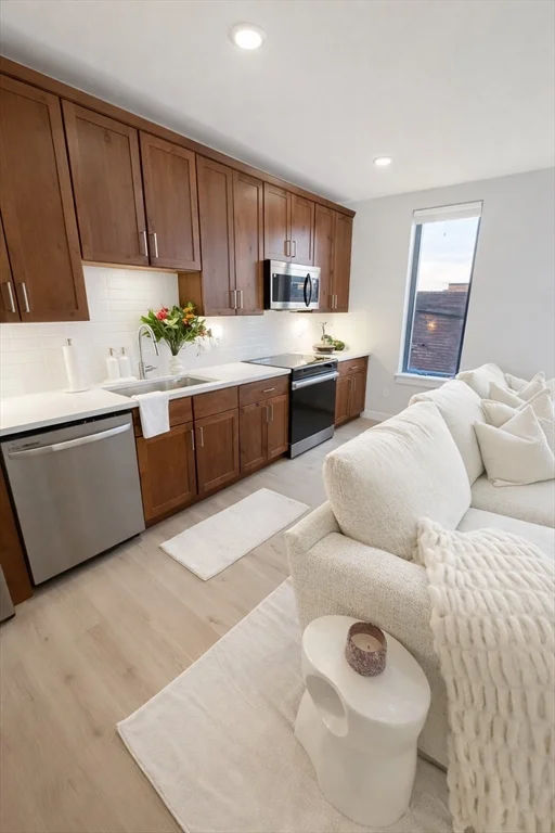 1 bed, 1 bath apartment for rent at 400 W Broadway Unit 509, South Boston — photo 2 of 11