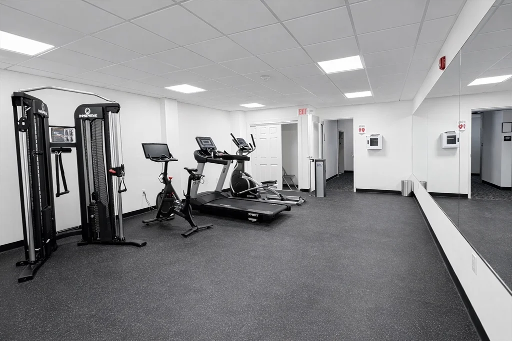 1 bed, 1 bath apartment for rent at 400 W Broadway Unit 509, South Boston — photo 10 of 11